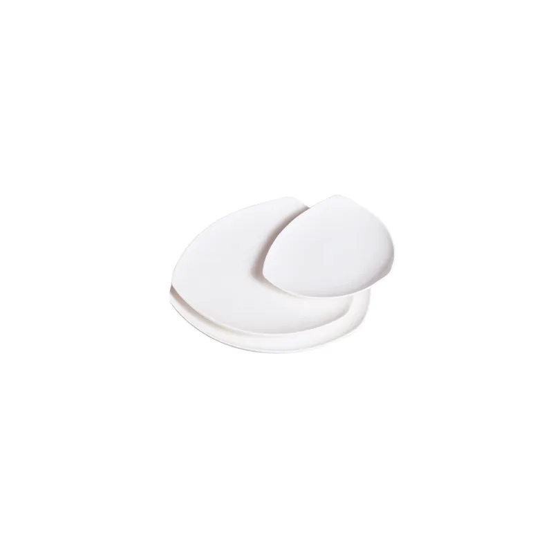 ASSIETTES TRIANGULAIRES   30,5x3,7 CM BLANC PORCELAINE (12 UNITÉ)