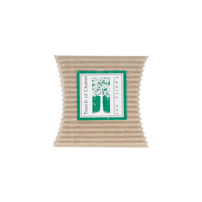 VANITY SET, ÉTUI RECYCLÉ 'TOUCH OF CHARM'  5,5x7,8 CM (100 UNITÉ)