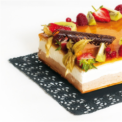 DENTELLES RECTANGULAIRES AJOURÉES  40 G/M2 50x40 CM NOIR PAPIER (250 UNITÉ)