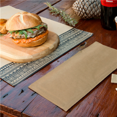 SERVIETTES RECYCLÉES EMB. 'D.POINT' 40x32 CM 'JUST IN TIME CLOSED' 40 + 10PE G/M2 11x25 CM NATUREL KRAFT VERGÉ (300 UNITÉ)