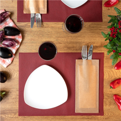 SERVIETTES RECYCLÉES EMB. 'D.POINT' 40x32 CM