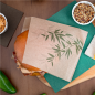 PAPIER INGRAISSABLES OUVERT 2 CÔTÉS FAST FOOD 'FEEL GREEN' 34 G/M2 13x14 CM NATUREL PARCH.INGRAISSABLE (1000 UNITÉ)