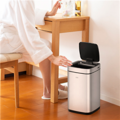 POUBELLE À DÉTECTEUR DE MOUVEMENT