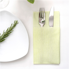 SERVIETTES KANGOUROU 'LIKE LINEN - IPANEMA' 70 G/M2 40x40 CM PISTACHE SPUNLACE (700 UNITÉ)