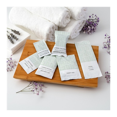 KIT DE COUTURE EN SACHET BLANC 'THERAPY'  6X10,5 CM (250 UNITÉ)