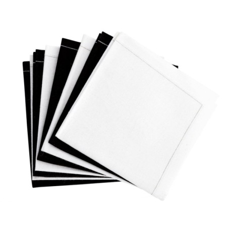 SERVIETTE NOIRE PLIÉE (10x30)